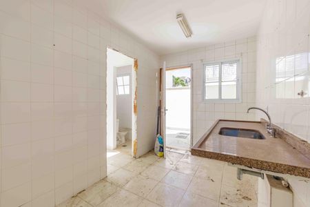 Casa de condomínio à venda com 158m², 4 quartos e 3 vagasCozinha