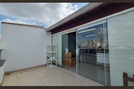 Apartamento à venda com 110m², 2 quartos e 2 vagasCobertura