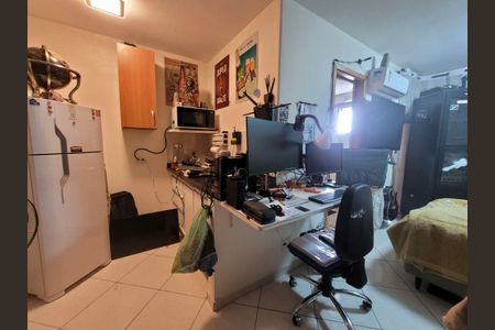 Apartamento à venda com 28m², 1 quarto e 1 vaga