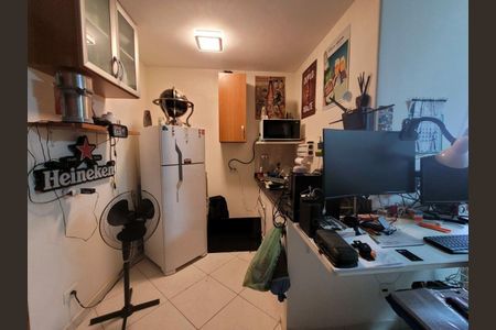 Apartamento à venda com 28m², 1 quarto e 1 vaga