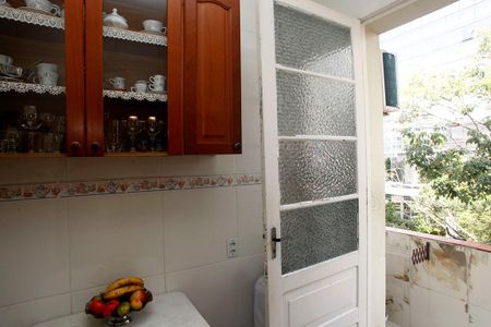 Apartamento à venda com 54m², 2 quartos e sem vagaCozinha