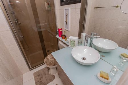 Apartamento à venda com 76m², 3 quartos e 1 vagaBanheiro da Suíte