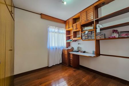 Apartamento à venda com 95m², 3 quartos e 1 vagaQuarto 1