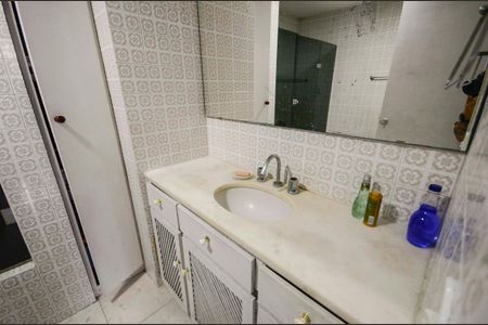 Apartamento à venda com 165m², 3 quartos e 1 vagaBanheiro da Suíte