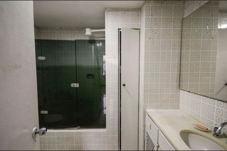 Apartamento à venda com 165m², 3 quartos e 1 vagaBanheiro da Suíte