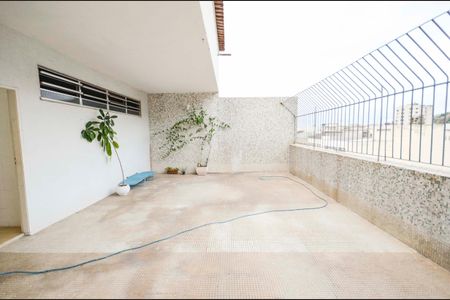 Apartamento à venda com 165m², 3 quartos e 1 vagaTerraço