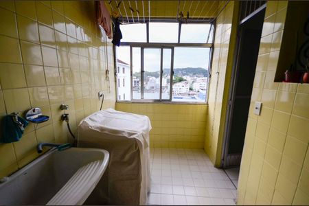 Apartamento à venda com 165m², 3 quartos e 1 vagaÁrea de Serviço