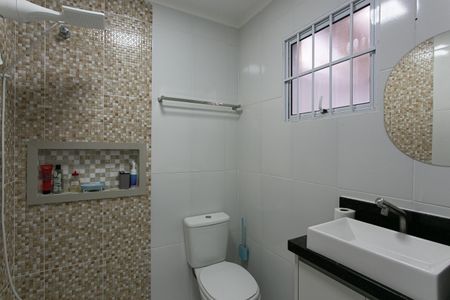 Casa à venda com 256m², 4 quartos e 6 vagasCasa 2 - Banheiro