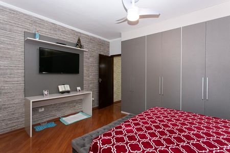 Casa à venda com 256m², 4 quartos e 6 vagasCasa 1 - Suíte