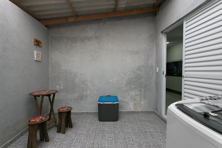 Casa à venda com 256m², 4 quartos e 6 vagasCasa 2 - Área de Serviço