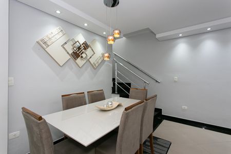 Casa à venda com 256m², 4 quartos e 6 vagasCasa 1 - Sala