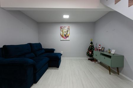 Casa à venda com 256m², 4 quartos e 6 vagasCasa 2 - Sala