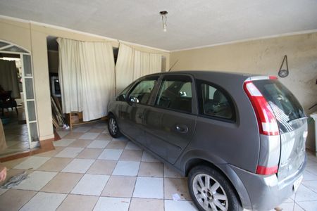 Casa à venda com 128m², 4 quartos e 2 vagasGaragem