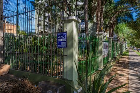 Apartamento à venda com 79m², 2 quartos e 2 vagas Apartamento à venda com 79m², 2 quartos e 2 vagasPlaca