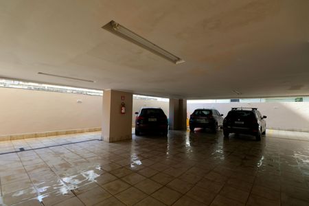 Apartamento para alugar com 135m², 4 quartos e 1 vaga Apartamento para alugar com 135m², 4 quartos e 1 vagaGaragem