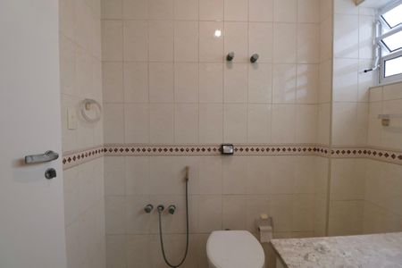 Apartamento para alugar com 135m², 4 quartos e 1 vaga Apartamento para alugar com 135m², 4 quartos e 1 vagaBanheiro Suíte
