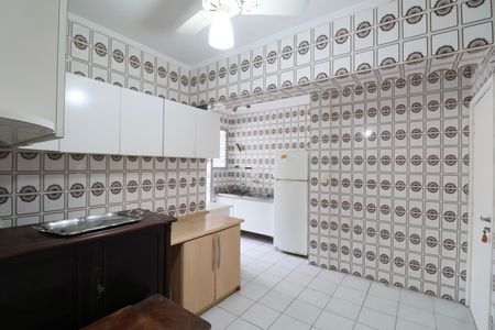 Apartamento para alugar com 135m², 4 quartos e 1 vaga Apartamento para alugar com 135m², 4 quartos e 1 vagaCozinha