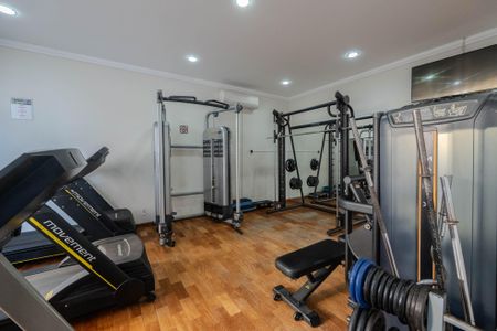 Apartamento para alugar com 47m², 2 quartos e 1 vaga Apartamento para alugar com 47m², 2 quartos e 1 vagaÁrea comum - Academia