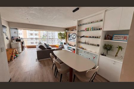 Apartamento à venda com 105m², 3 quartos e 2 vagas Apartamento à venda com 105m², 3 quartos e 2 vagasSala