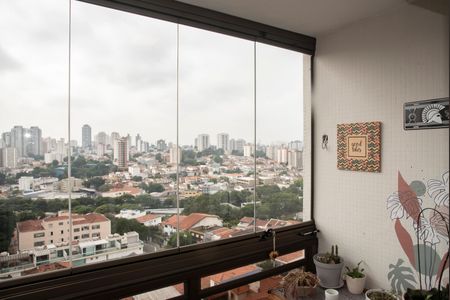 Apartamento à venda com 91m², 3 quartos e 2 vagasVaranda