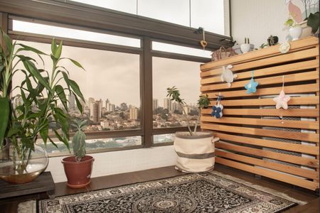 Apartamento à venda com 91m², 3 quartos e 2 vagasVaranda