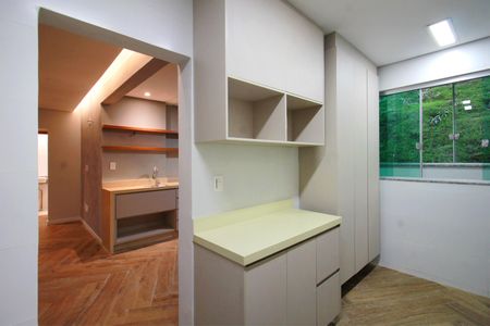 Apartamento à venda com 87m², 2 quartos e 2 vagasCozinha