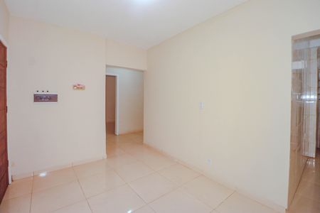 Apartamento à venda com 68m², 2 quartos e sem vagaSala