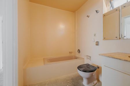 Apartamento à venda com 175m², 3 quartos e 1 vagaBanheiro 1