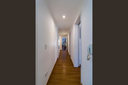 Apartamento à venda com 134m², 3 quartos e 3 vagas Apartamento à venda com 134m², 3 quartos e 3 vagasCorredor