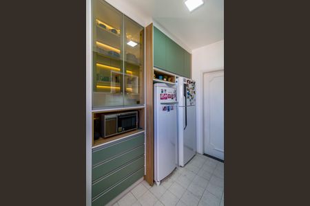 Apartamento à venda com 134m², 3 quartos e 3 vagas Apartamento à venda com 134m², 3 quartos e 3 vagasCozinha