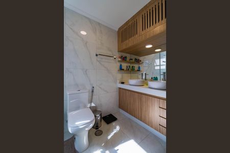 Apartamento à venda com 134m², 3 quartos e 3 vagas Apartamento à venda com 134m², 3 quartos e 3 vagasBanheiro da Suíte 3