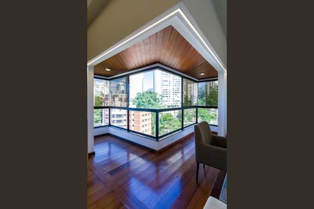 Apartamento à venda com 134m², 3 quartos e 3 vagas Apartamento à venda com 134m², 3 quartos e 3 vagasVaranda da Sala