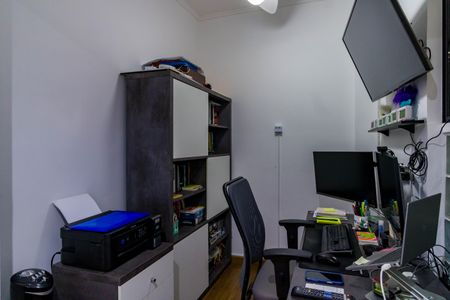 Apartamento à venda com 134m², 3 quartos e 3 vagas Apartamento à venda com 134m², 3 quartos e 3 vagasEscritório