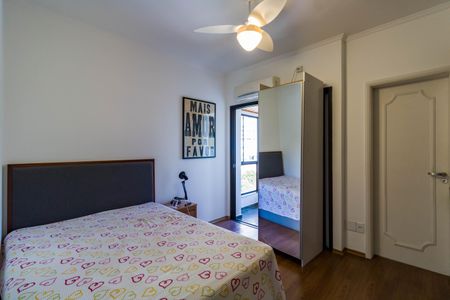 Apartamento à venda com 134m², 3 quartos e 3 vagas Apartamento à venda com 134m², 3 quartos e 3 vagasSuíte 1