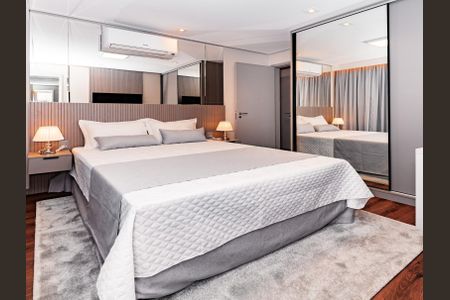 Apartamento à venda com 165m², 2 quartos e 2 vagas Apartamento à venda com 165m², 2 quartos e 2 vagasSuíte