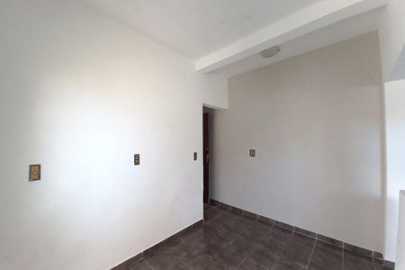 Casa à venda com 215m², 3 quartos e 3 vagas Casa à venda com 215m², 3 quartos e 3 vagasSala da Edícula