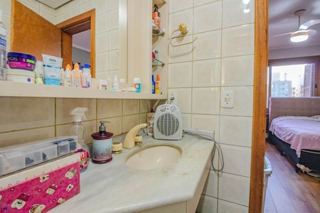 Apartamento à venda com 97m², 3 quartos e 1 vaga Apartamento à venda com 97m², 3 quartos e 1 vagaBanheiro da Suíte