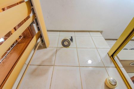 Apartamento à venda com 97m², 3 quartos e 1 vaga Apartamento à venda com 97m², 3 quartos e 1 vagaBanheiro da Suíte