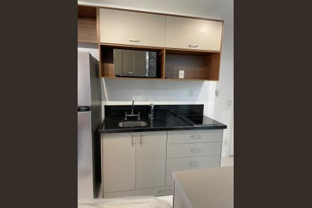 Studio para alugar com 27m², 1 quarto e sem vaga Studio para alugar com 27m², 1 quarto e sem vagaCozinha