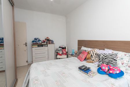 Casa à venda com 220m², 3 quartos e 2 vagas Casa à venda com 220m², 3 quartos e 2 vagasQuarto 1