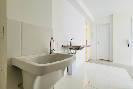 Apartamento à venda com 36m², 2 quartos e 1 vaga Apartamento à venda com 36m², 2 quartos e 1 vagaCozinha e Área de Serviço
