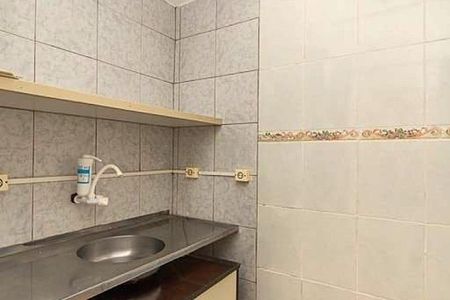 Casa à venda com 216m², 4 quartos e 2 vagas