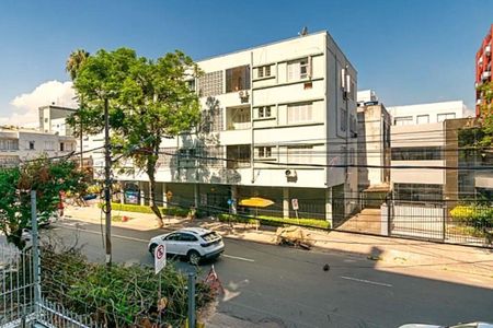 Casa à venda com 216m², 4 quartos e 2 vagas