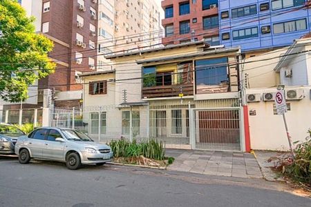 Casa à venda com 216m², 4 quartos e 2 vagas