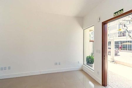 Casa à venda com 216m², 4 quartos e 2 vagas