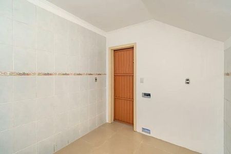 Casa à venda com 216m², 4 quartos e 2 vagas