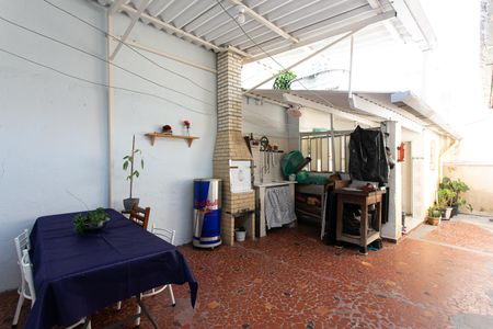 Casa à venda com 192m², 2 quartos e 3 vagasQuintal / Churrasqueira