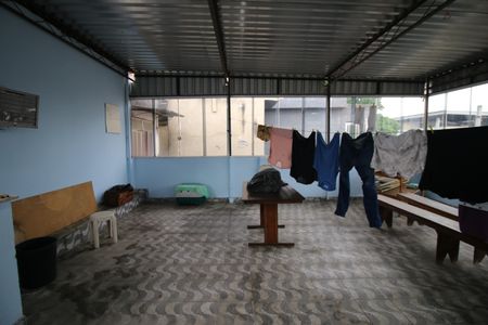 Casa à venda com 62m², 3 quartos e 2 vagasTerraço