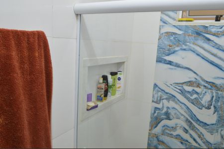 Casa à venda com 408m², 3 quartos e 4 vagasCasa 2  Banheiro