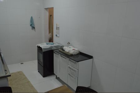 Casa à venda com 408m², 3 quartos e 4 vagasCasa 2  Cozinha